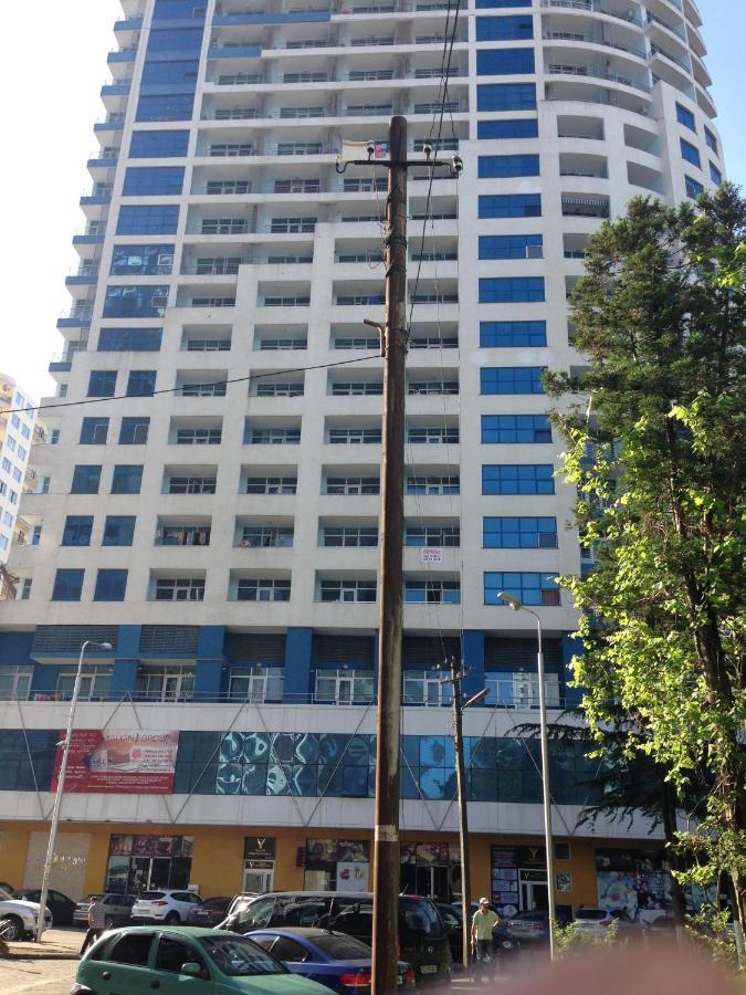 Yalcin Star Residence Apartment 300 Batumi Exterior photo